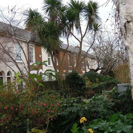 Pretty Victorian Cottage Portsmouth Exterior foto