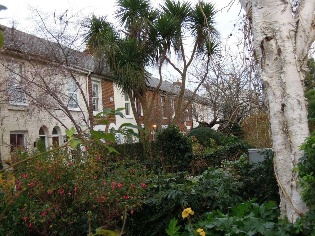Pretty Victorian Cottage Portsmouth Exterior foto